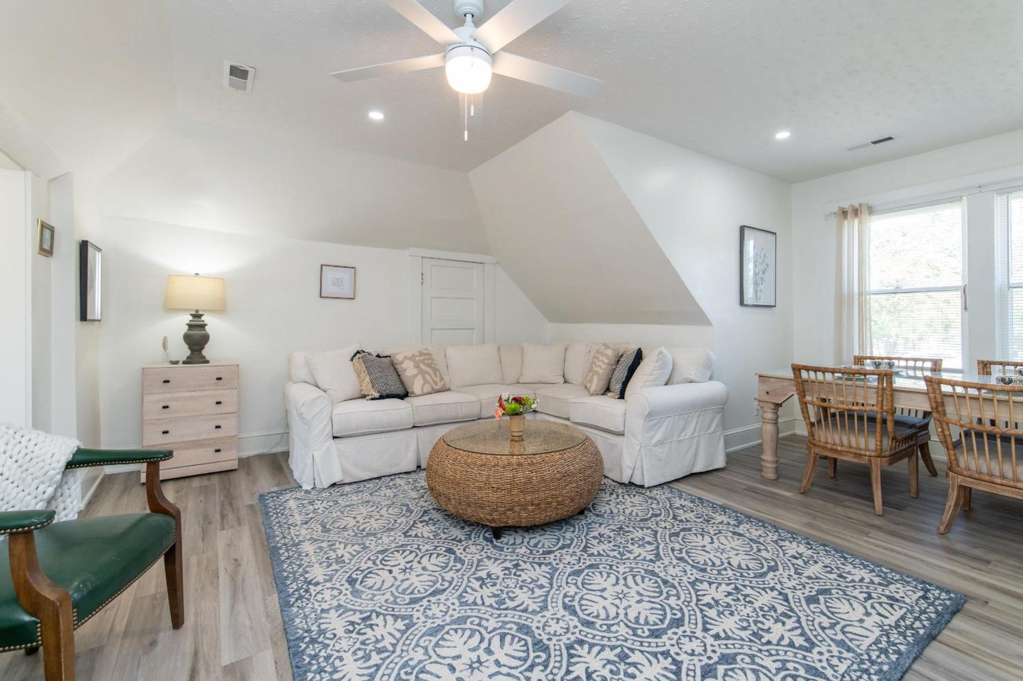 Loft On Capital - Ideally Located To Distilleries Frankfort Kültér fotó